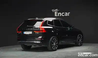 Volvo XC60 2023 2.0 Автомат в Москве № 212798, миниатюра 2