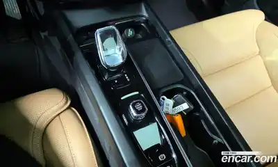 Volvo XC60 2023 2.0 Автомат в Москве № 212798, миниатюра 9