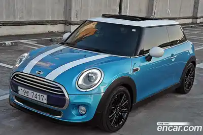 Mini Cooper, 2015