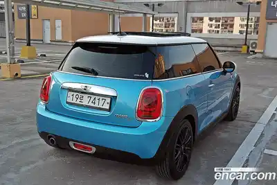 Mini Cooper 2015 1.5 Автомат в Москве № 214437, миниатюра 2