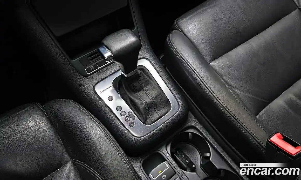 Volkswagen Tiguan 2009 2.0 Автомат в Москве № 214446, фото 9