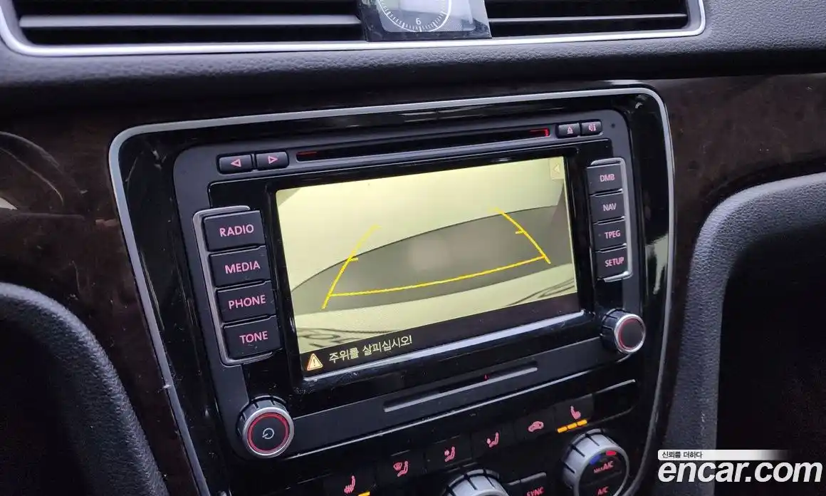 Volkswagen Passat 2015 2.0 Автомат в Москве № 215355, фото 14