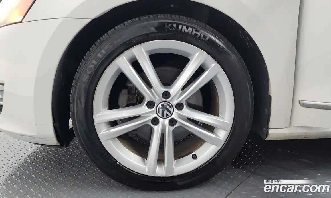 Volkswagen Passat 2015 2.0 Автомат в Москве № 215355, фото 5