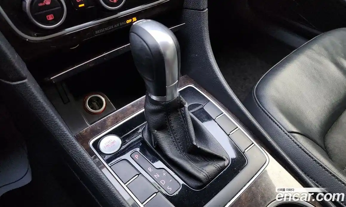 Volkswagen Passat 2015 2.0 Автомат в Москве № 215355, фото 9