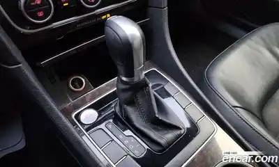 Volkswagen Passat 2015 2.0 Автомат в Москве № 215355, миниатюра 9