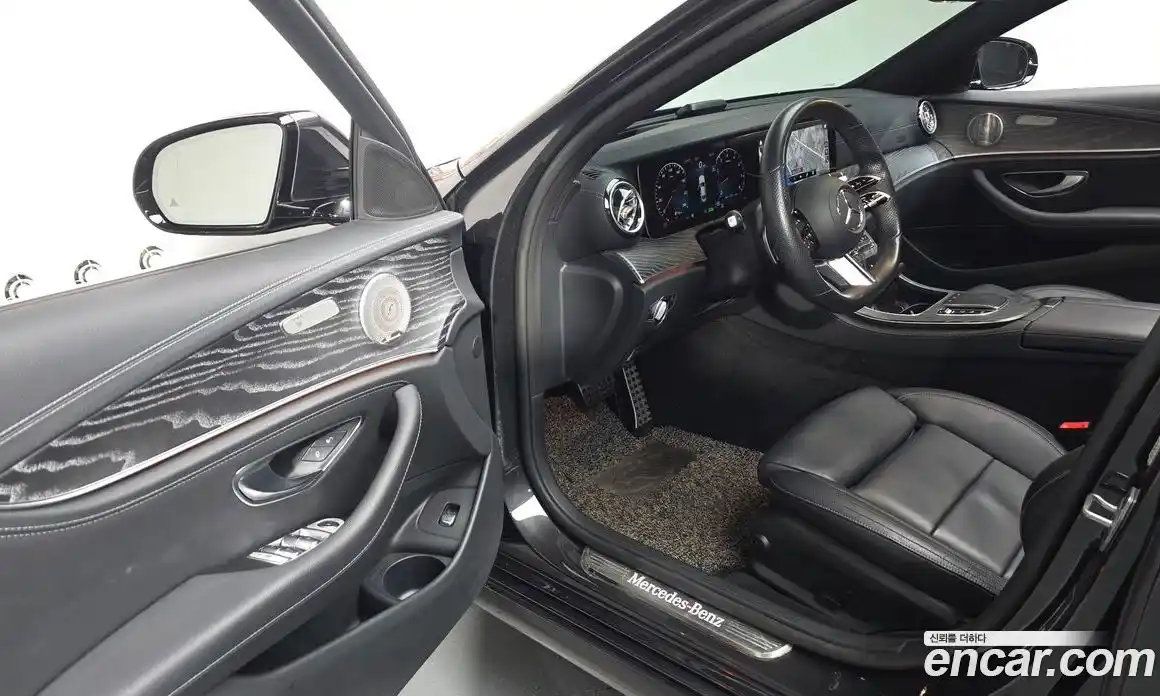 Mercedes-Benz E-Class 2020 2.0 Автомат в Москве № 225223, фото 11