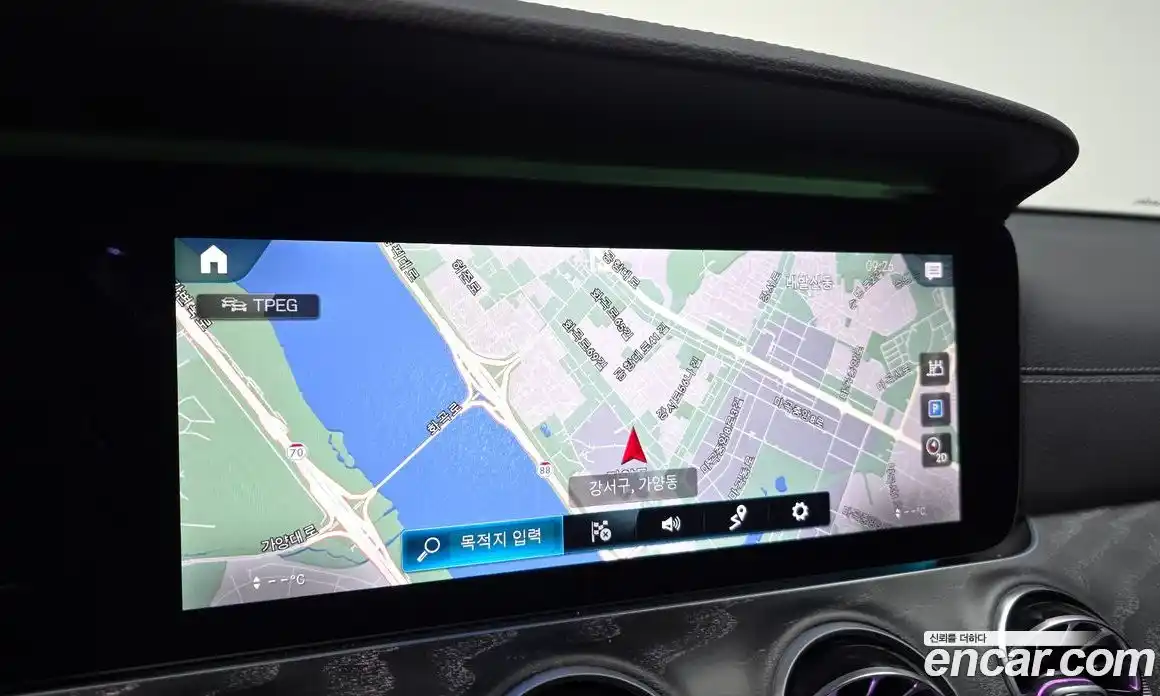 Mercedes-Benz E-Class 2020 2.0 Автомат в Москве № 225223, фото 15