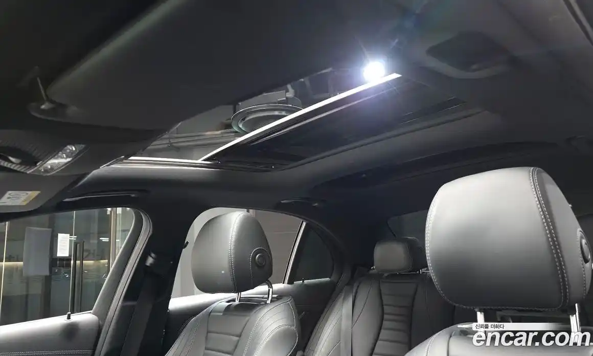 Mercedes-Benz E-Class 2020 2.0 Автомат в Москве № 225223, фото 18