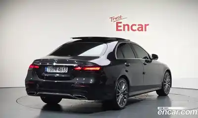 Mercedes-Benz E-Class 2020 2.0 Автомат в Москве № 225223, миниатюра 2