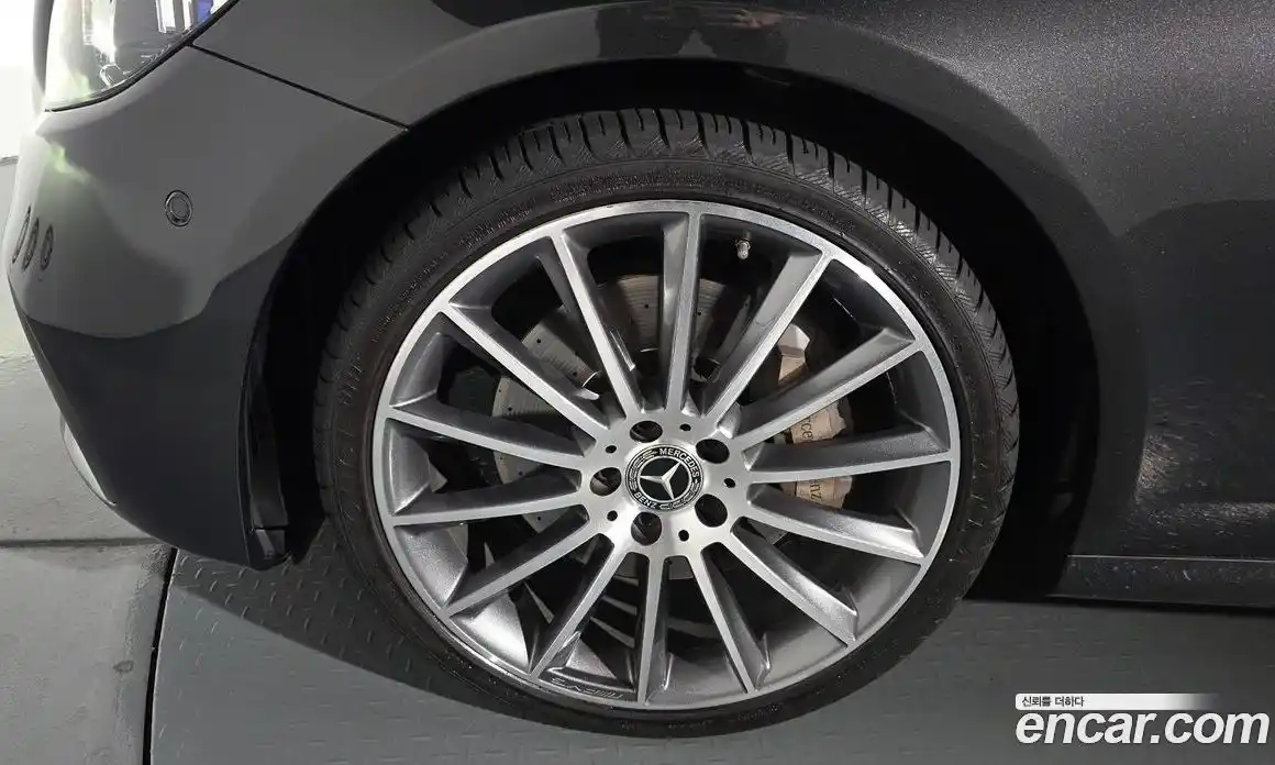 Mercedes-Benz E-Class 2020 2.0 Автомат в Москве № 225223, фото 5