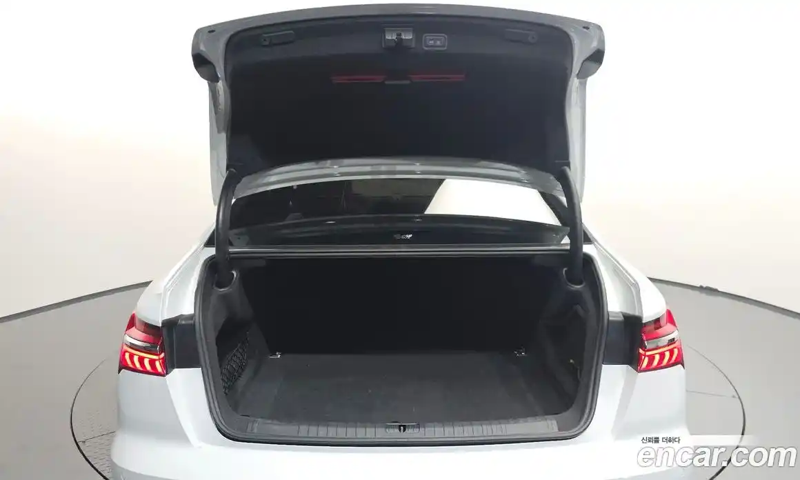 Audi A6 2022 2.0 Автомат в Москве № 230189, фото 20