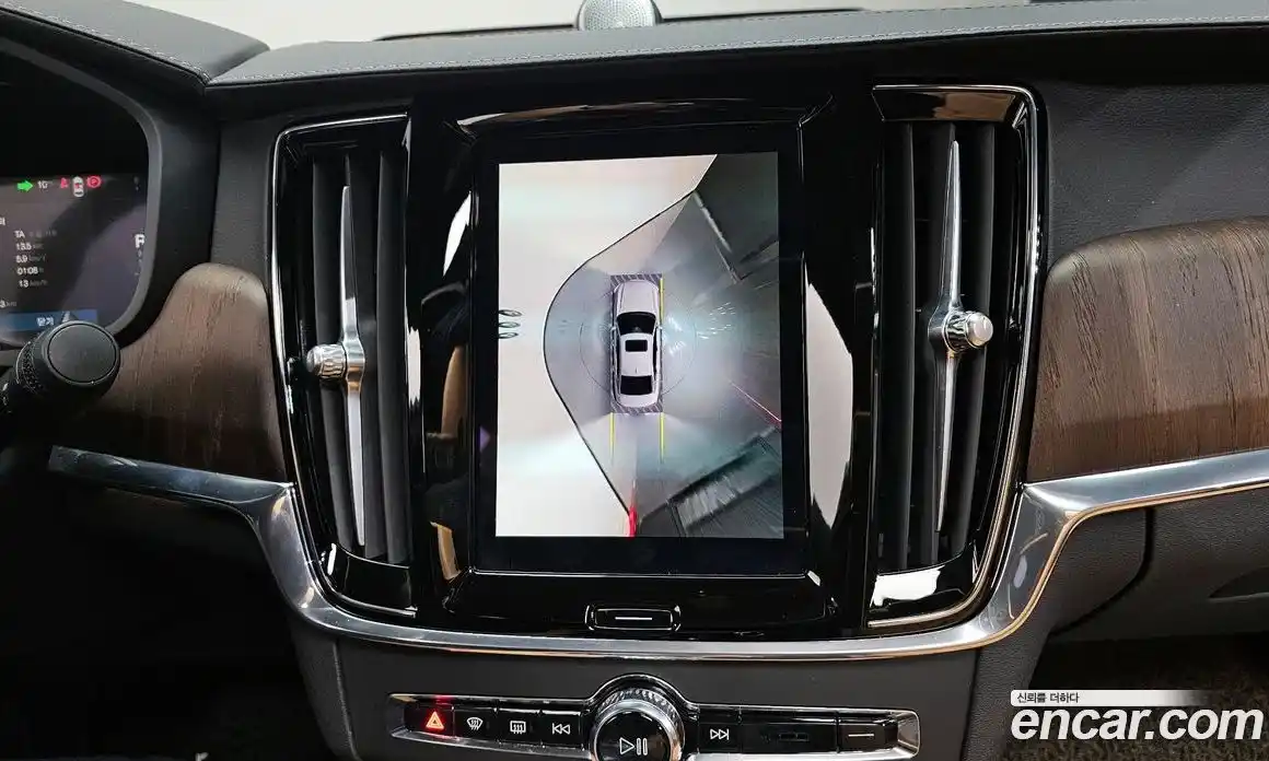 Volvo S90 2023 2.0 Автомат в Москве № 230383, фото 16