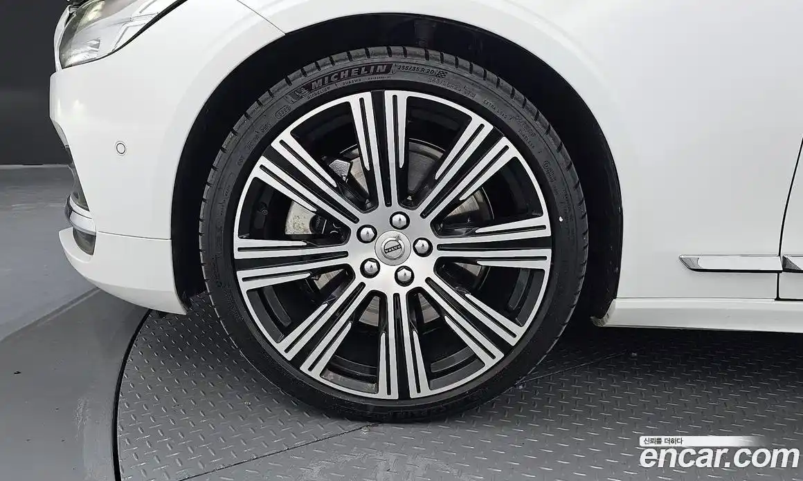 Volvo S90 2023 2.0 Автомат в Москве № 230383, фото 5