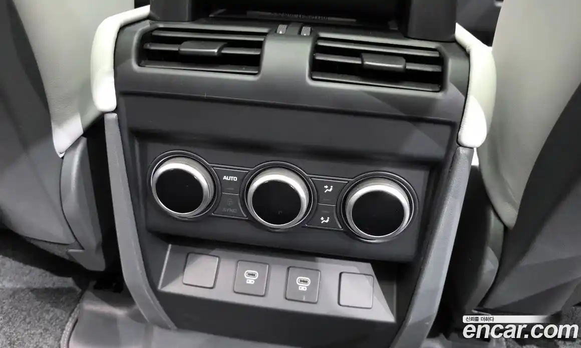 Land Rover Defender 2025 3.0 Автомат в Москве № 231285, фото 18