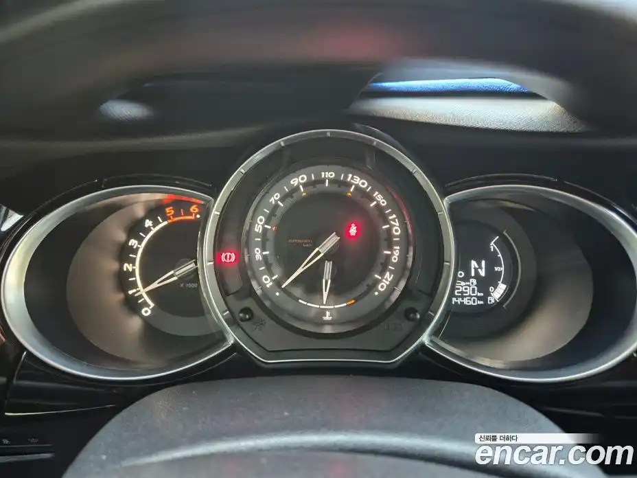 Citroen DS3 2014 1.6 Автомат в Москве № 257106, фото 15