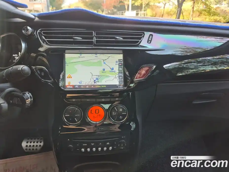 Citroen DS3 2014 1.6 Автомат в Москве № 257106, фото 17