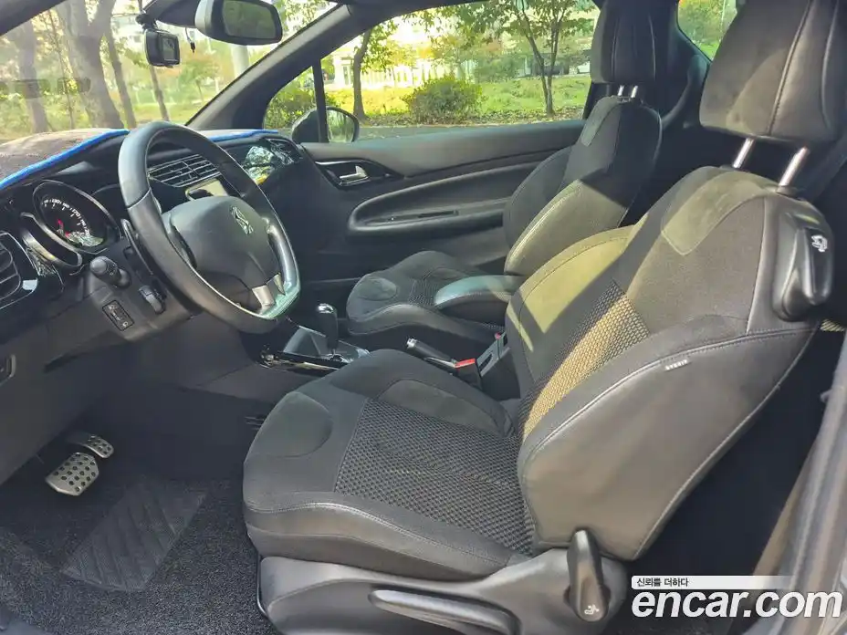 Citroen DS3 2014 1.6 Автомат в Москве № 257106, фото 19