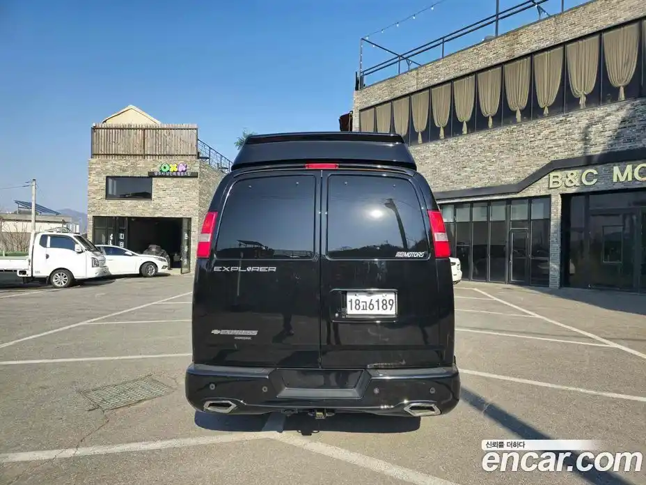 Chevrolet Express Van 2016 6.2 Автомат в Москве № 260682, фото 4