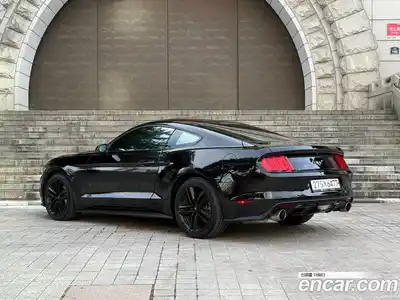Ford Mustang 2016 2.3 Автомат в Москве № 273437, миниатюра 4