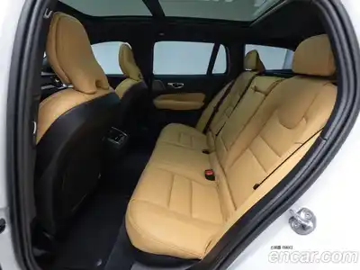 Volvo V60 2026 2.0 Автомат в Москве № 326133, миниатюра 11