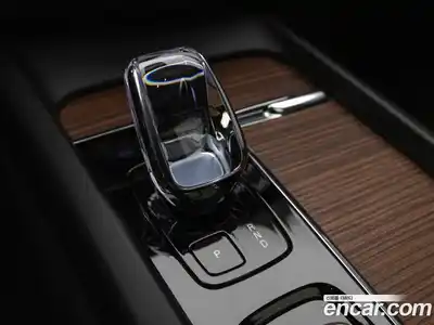 Volvo V60 2026 2.0 Автомат в Москве № 326133, миниатюра 9