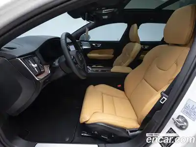 Volvo V60 2026 2.0 Автомат в Москве № 326133, миниатюра 10