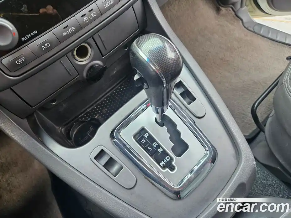 SsangYong Korando 2014 2.0 Автомат в Москве № 341852, фото 14