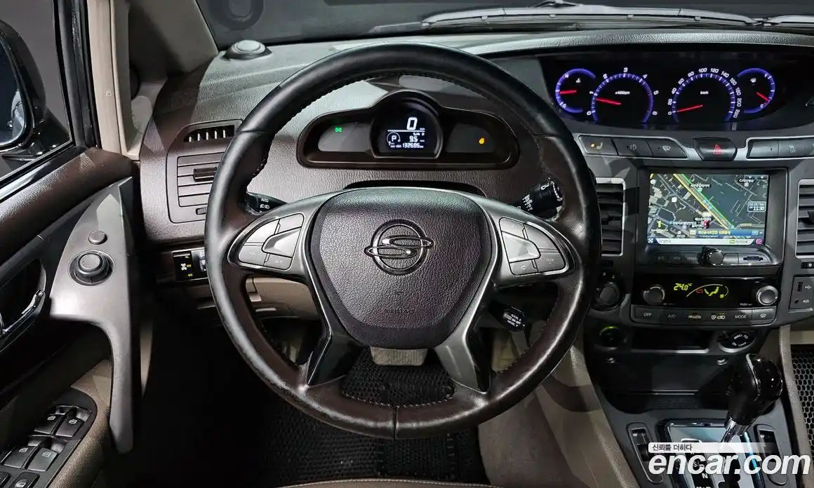 SsangYong Korando 2015 2.0 Автомат в Москве № 35890, фото 13