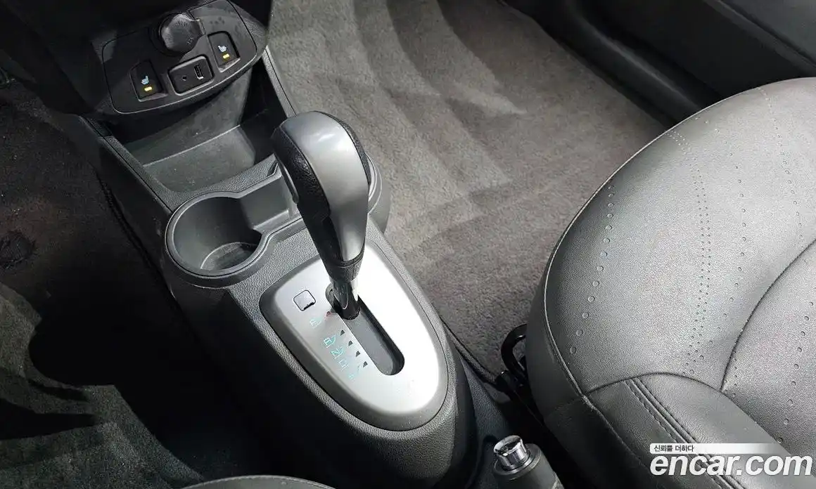 Chevrolet Spark 2015 1.0 Автомат в Москве № 37338, фото 9