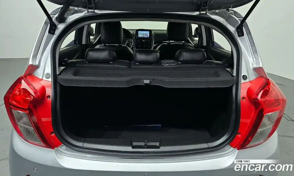 Chevrolet Spark 2017 1.0 Автомат в Москве № 37858, фото 20