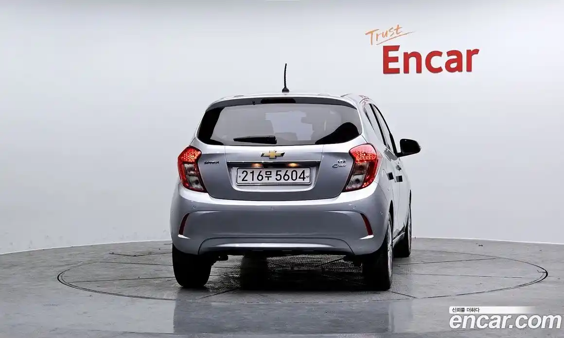 Chevrolet Spark 2017 1.0 Автомат в Москве № 37858, фото 4