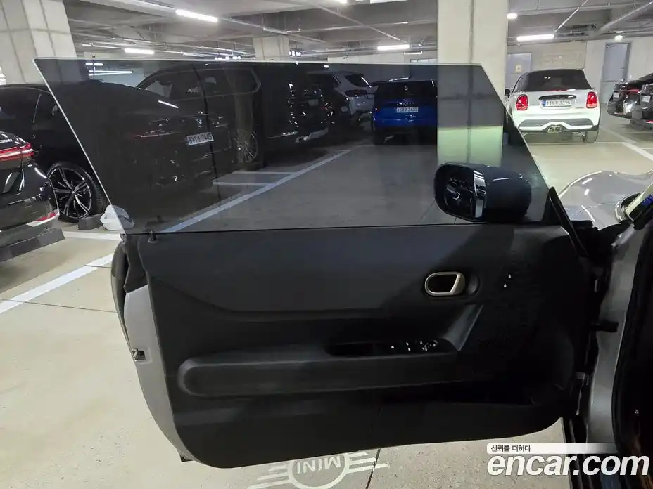 Mini Cooper Convertible 2025 2.0 Автомат в Москве № 457046, фото 18