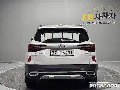 Kia Seltos 2020 1.6 Автомат в Москве № 461754, миниатюра 3