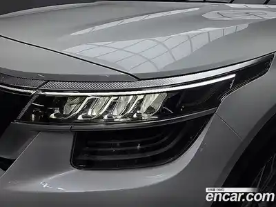 Kia Seltos 2020 1.6 Автомат в Москве № 461754, миниатюра 5