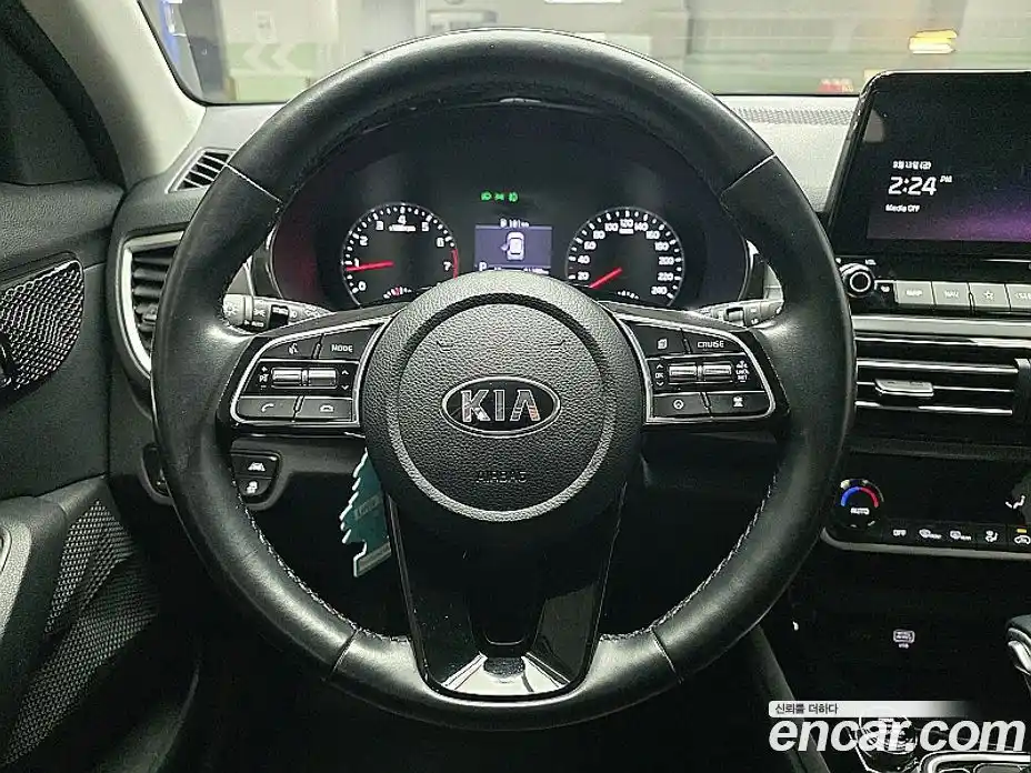 Kia Seltos 2020 1.6 Автомат в Москве № 461754, фото 9