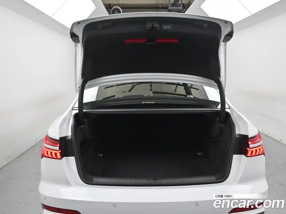 Audi A6 2023 2.0 Автомат в Москве № 497175, фото 20