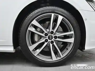 Audi A6 2023 2.0 Автомат в Москве № 497175, миниатюра 5