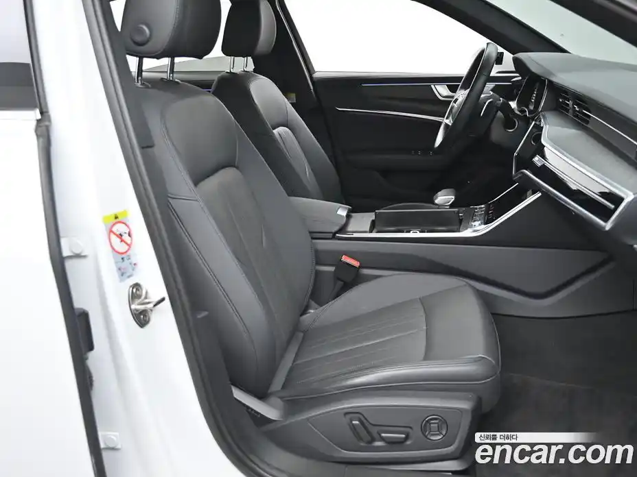 Audi A6 2023 2.0 Автомат в Москве № 497175, фото 10