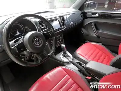 Volkswagen Beatle 2014 2.0 Автомат в Москве № 534474, миниатюра 7