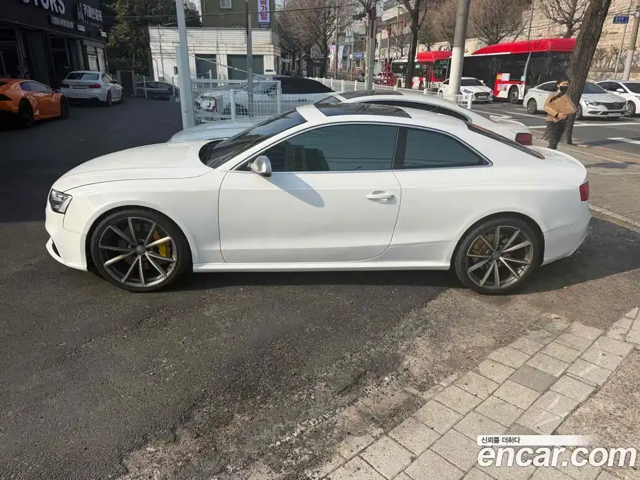 Audi RS5 2014 4.2 Автомат в Москве № 544558, фото 3