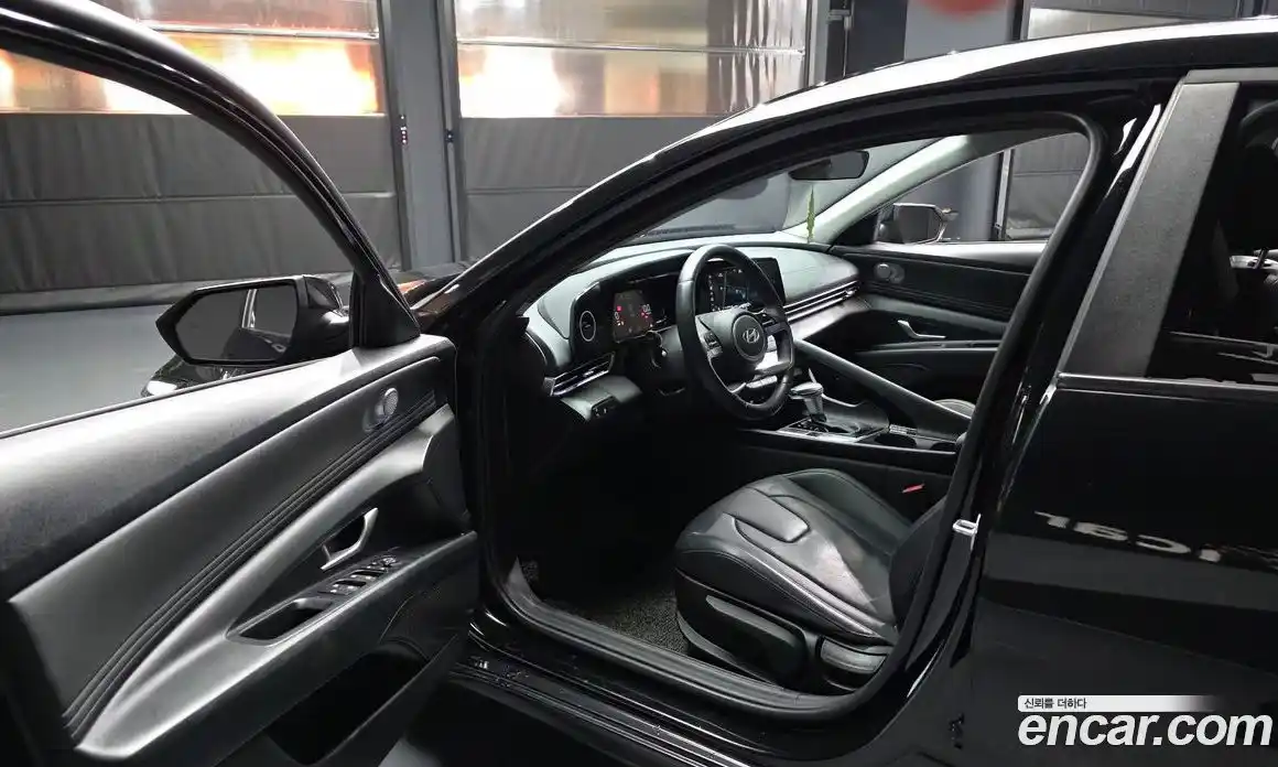 Hyundai Avante 2024 1.6 Автомат в Москве № 582306, фото 10