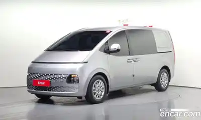 Hyundai Staria, 2025