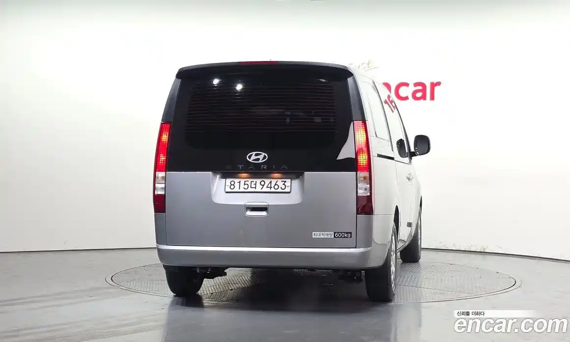 Hyundai Staria 2025 1.6 Автомат в Москве № 582382, фото 4