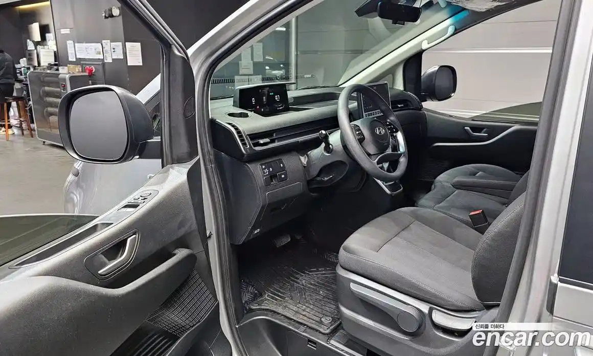 Hyundai Staria 2025 2.2 Автомат в Москве № 582471, фото 11