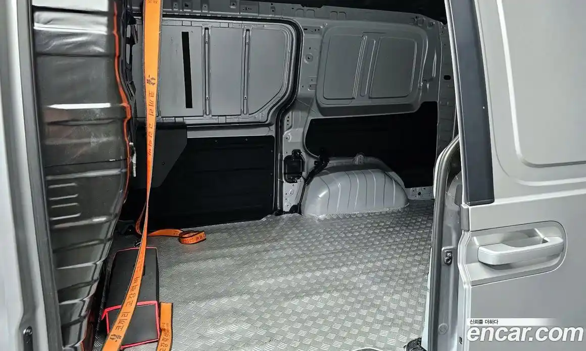 Hyundai Staria 2025 2.2 Автомат в Москве № 582471, фото 12