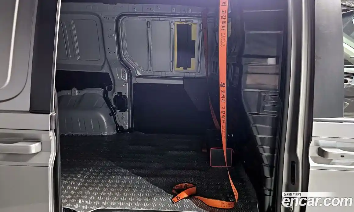 Hyundai Staria 2025 2.2 Автомат в Москве № 582471, фото 13