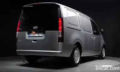 Hyundai Staria 2025 2.2 Автомат в Москве № 582471, миниатюра 2