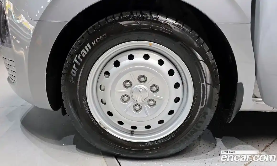 Hyundai Staria 2025 2.2 Автомат в Москве № 582471, фото 5