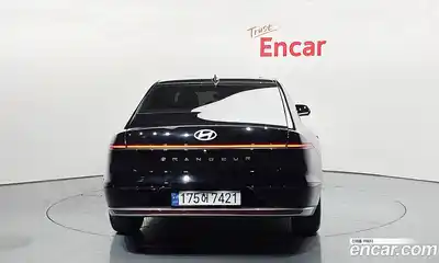 Hyundai Grandeur 2023 2.5 Автомат в Москве № 582580, миниатюра 4