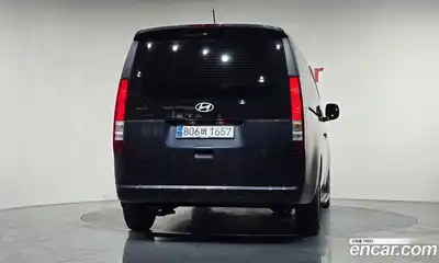 Hyundai Staria 2025 3.5 Автомат в Москве № 582891, миниатюра 4